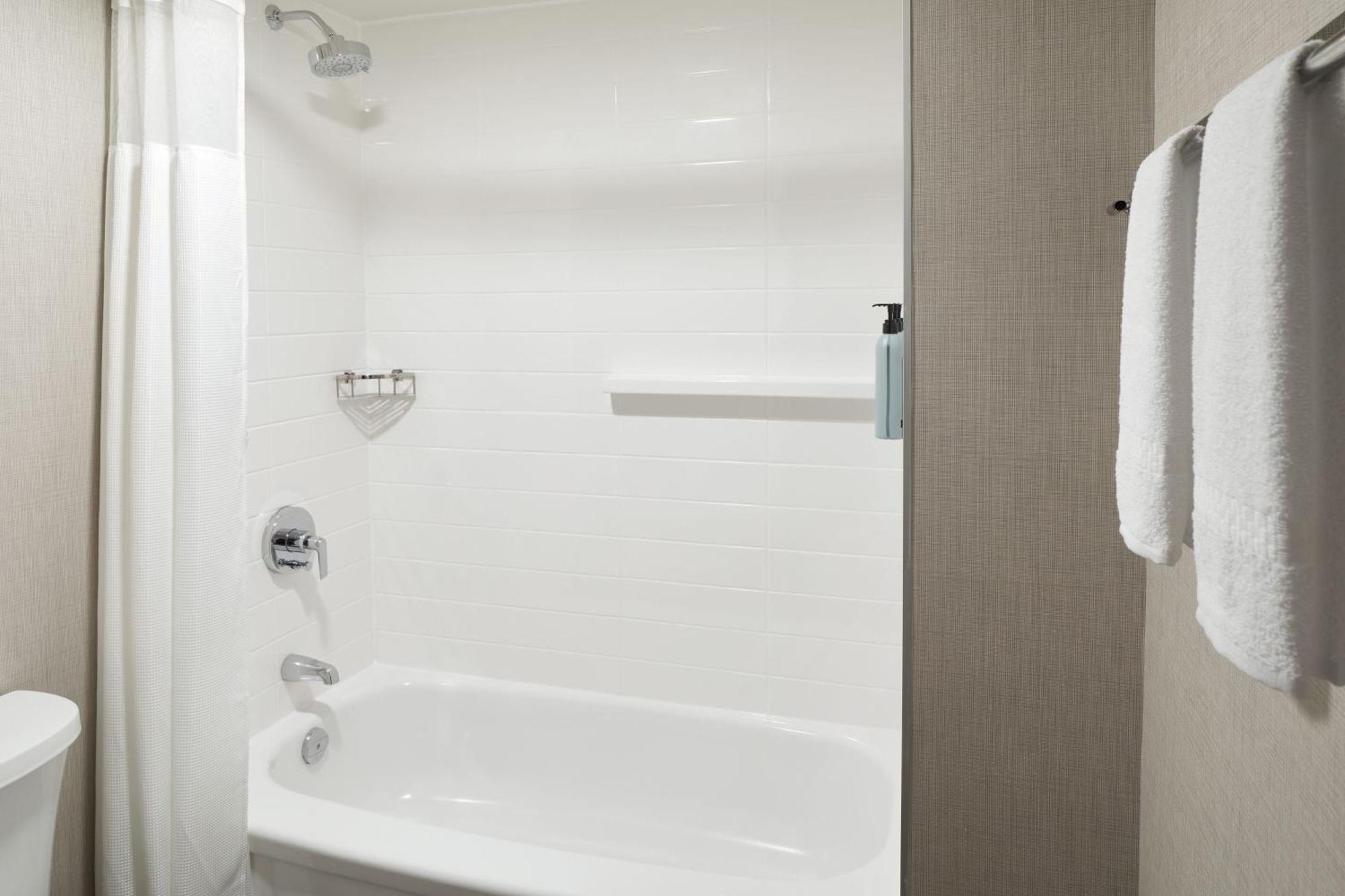 Residence Inn By Marriott Montreal Airport Dorval Εξωτερικό φωτογραφία